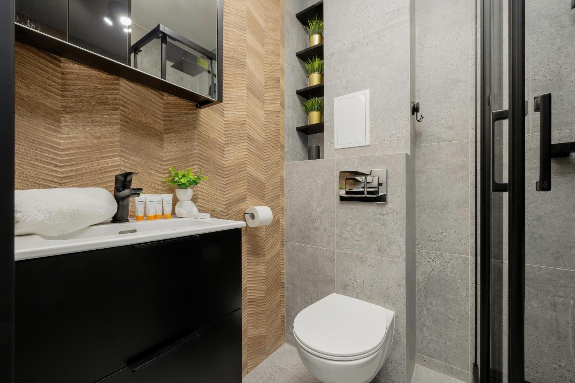 Modern Black & Wooden Apartment Warsaw Near The Airport By Noclegi Renters Exteriér fotografie